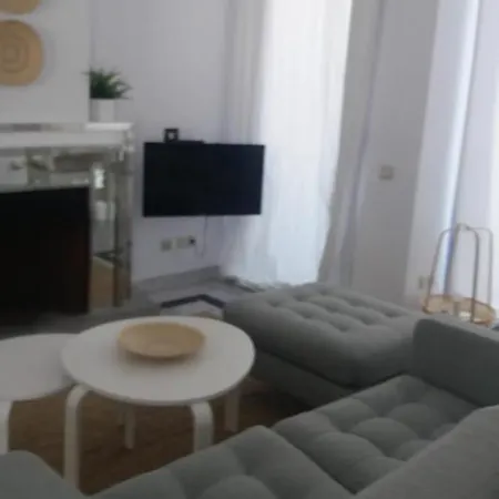 House Penthouse Апартаменты *